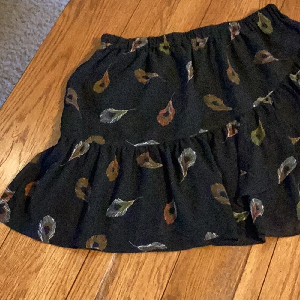 Madewell black Peacock Feather Print pull on Ruffle skirt  women’s size medium - Picture 4 of 10